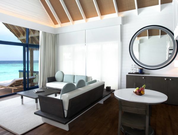 Dhoni Loft Water Villa 